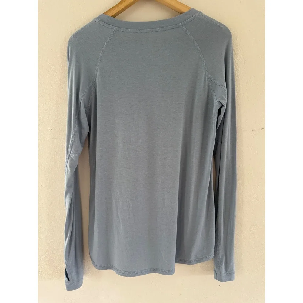 Free Fly Womens Bamboo Long Sleeve Top Light Blue Crew Neck Thumbholes Size M - Picture 2 of 6